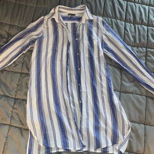 Gap striped button up shirt